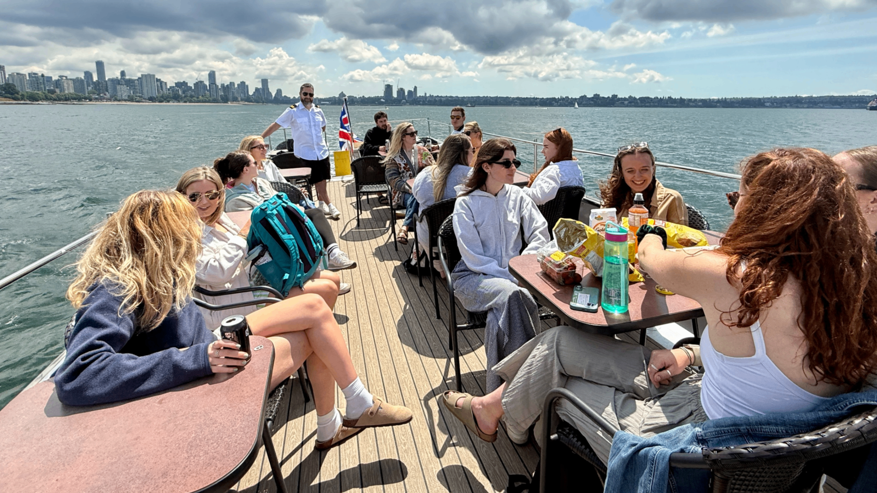 w-3840h-2160-b09180-vancouver-sightseeing-cruise-passerngers-on-upper-deck