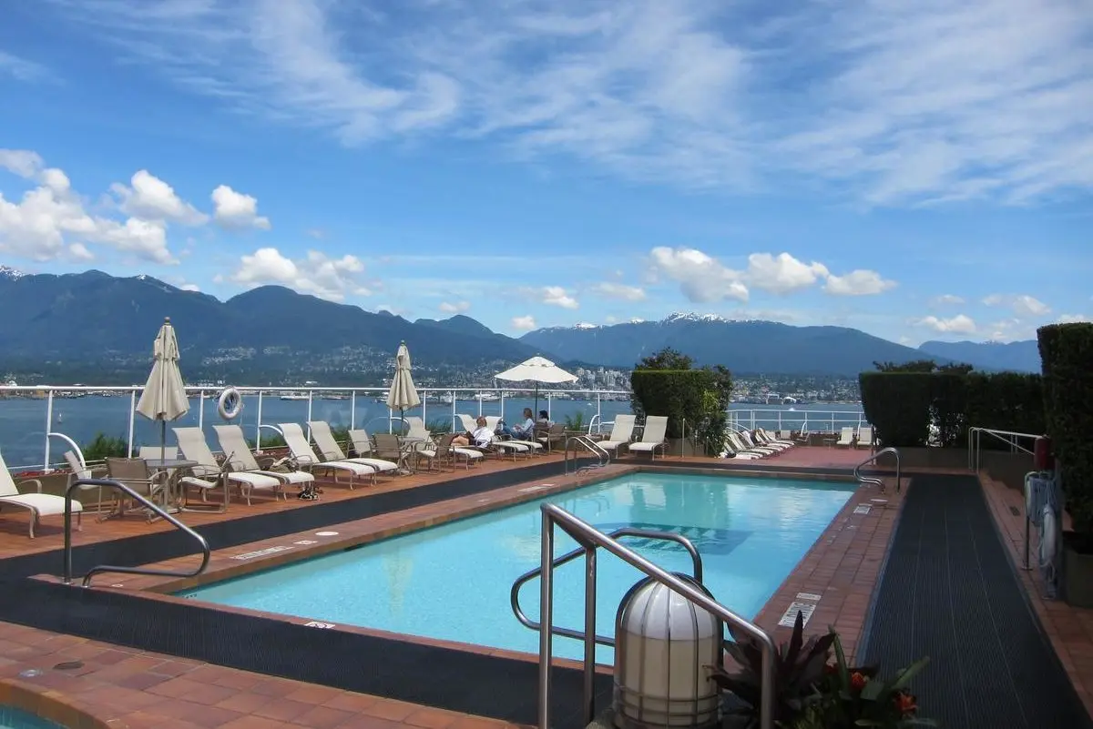 Vancouver Hotel Pools with Spectacular West Coast Views