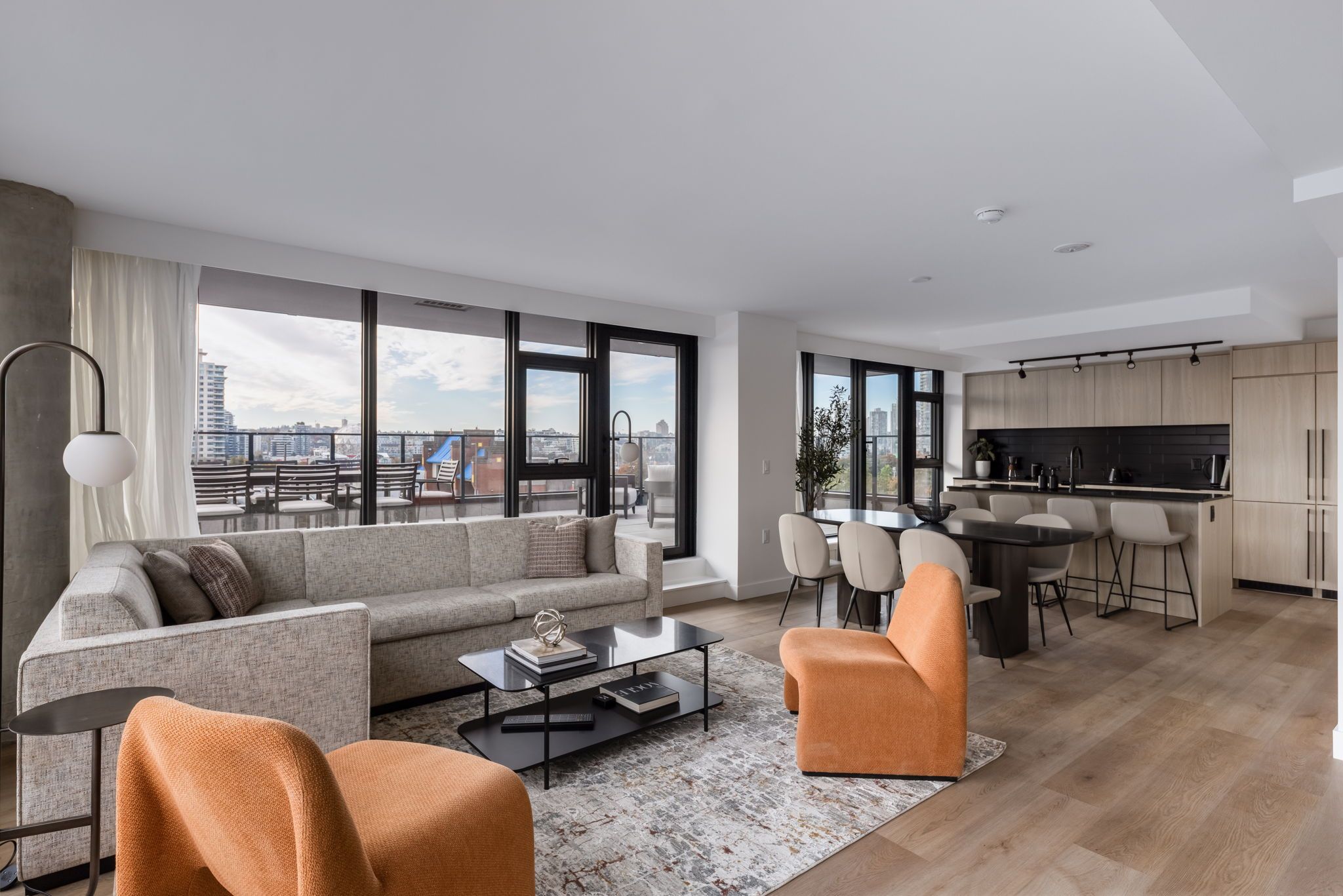 1-web-or-mls-001_454704D6-2472-49FA-AAA4094307CE6BC2_d78b0409-905e-4fca-913e823c12772b8c