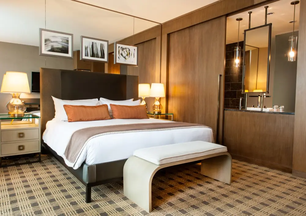 Loden Signature Room