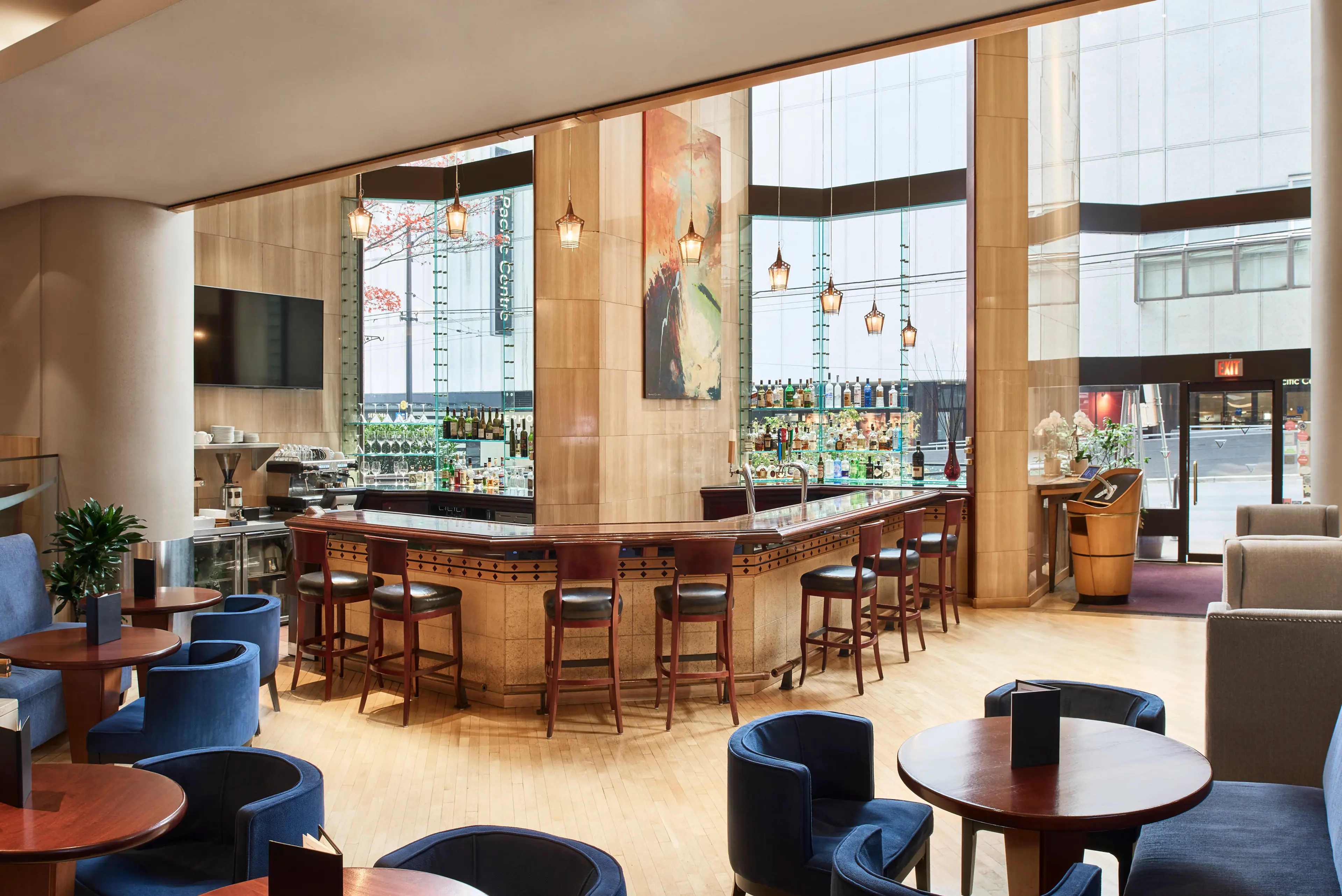 Bar_DAD3EEC2-A06B-4237-A3F47C1101212EFB_788e8d4c-be1a-441b-af079fa6e749ab7e