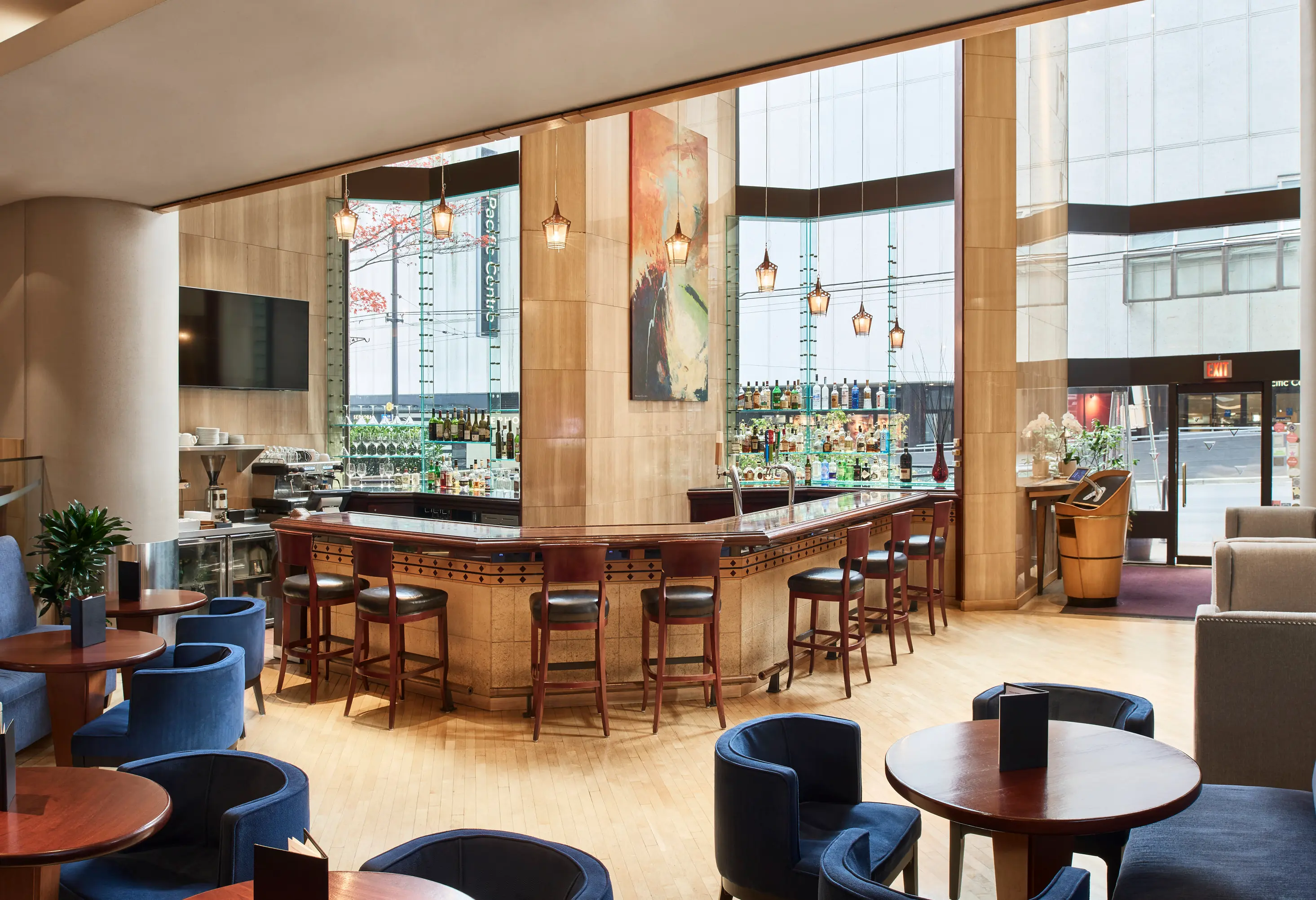 Bar_DAD3EEC2-A06B-4237-A3F47C1101212EFB_788e8d4c-be1a-441b-af079fa6e749ab7e