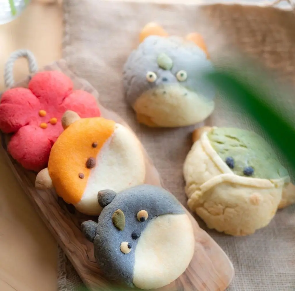 Asian inspired desserts can be found along Fraser Street in the Sunset neighbourhood