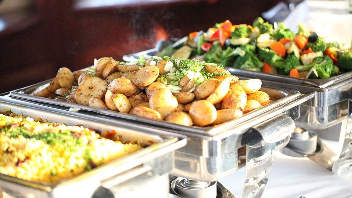 w-1200h-675-8e4a1a-buffet2