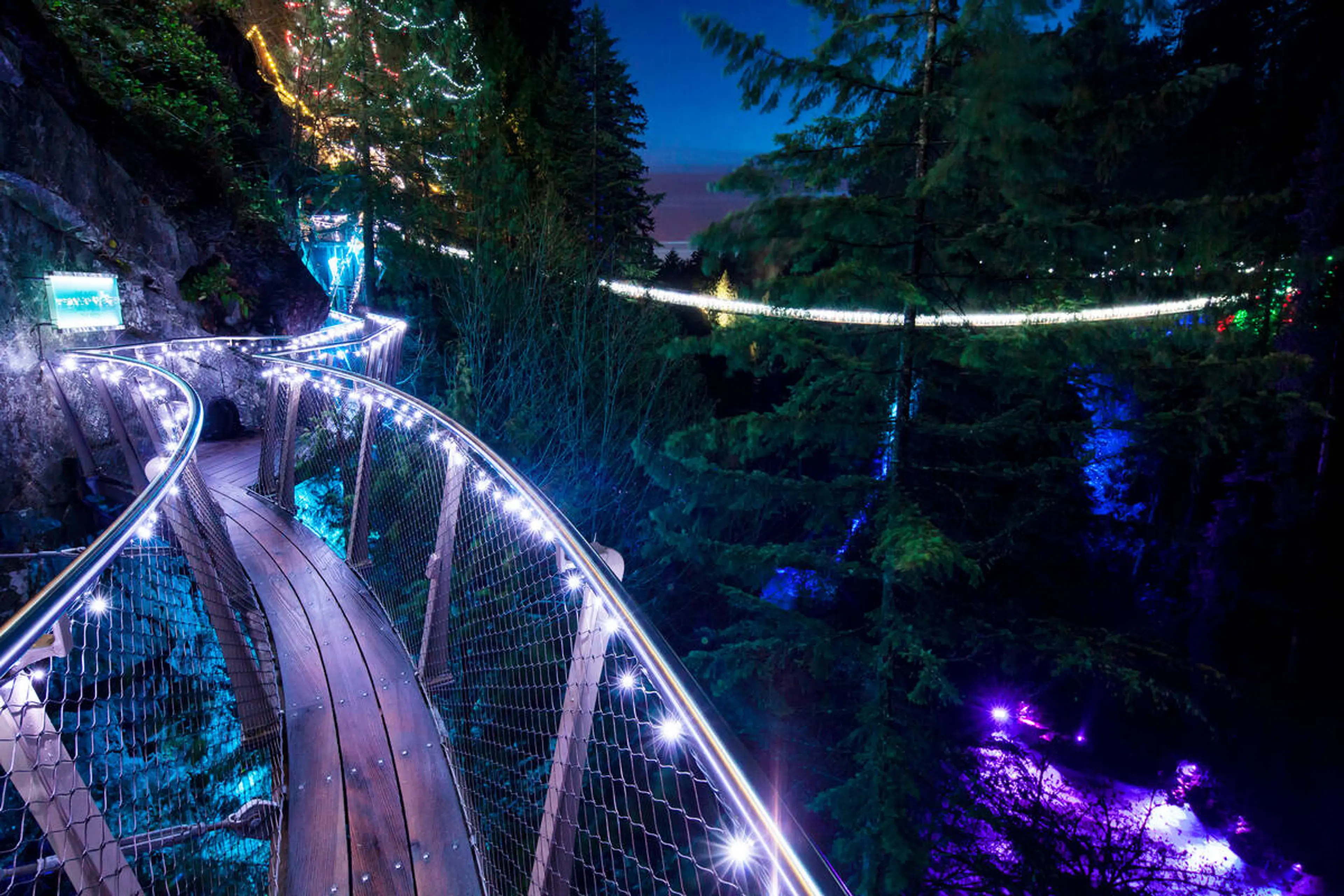 Cliffwalk at Capilano Suspension Bridge 