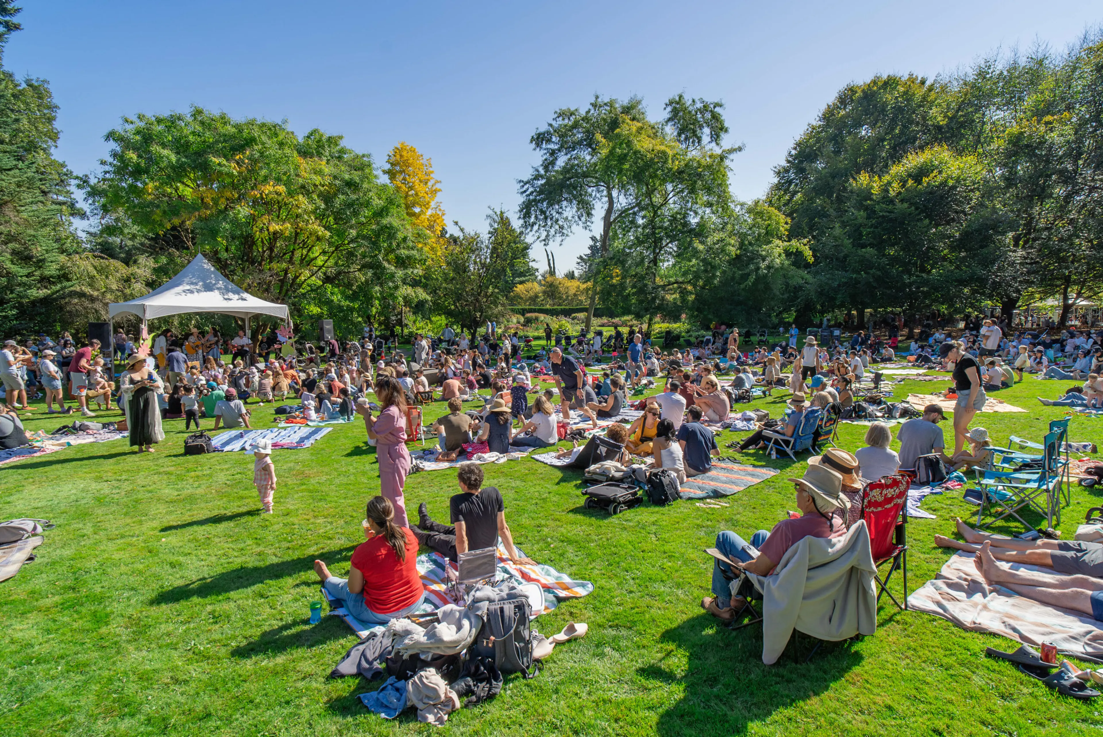 Delight in the Sweet Sounds of Summer at VanDusen Botanical Garden’s Concert Series
