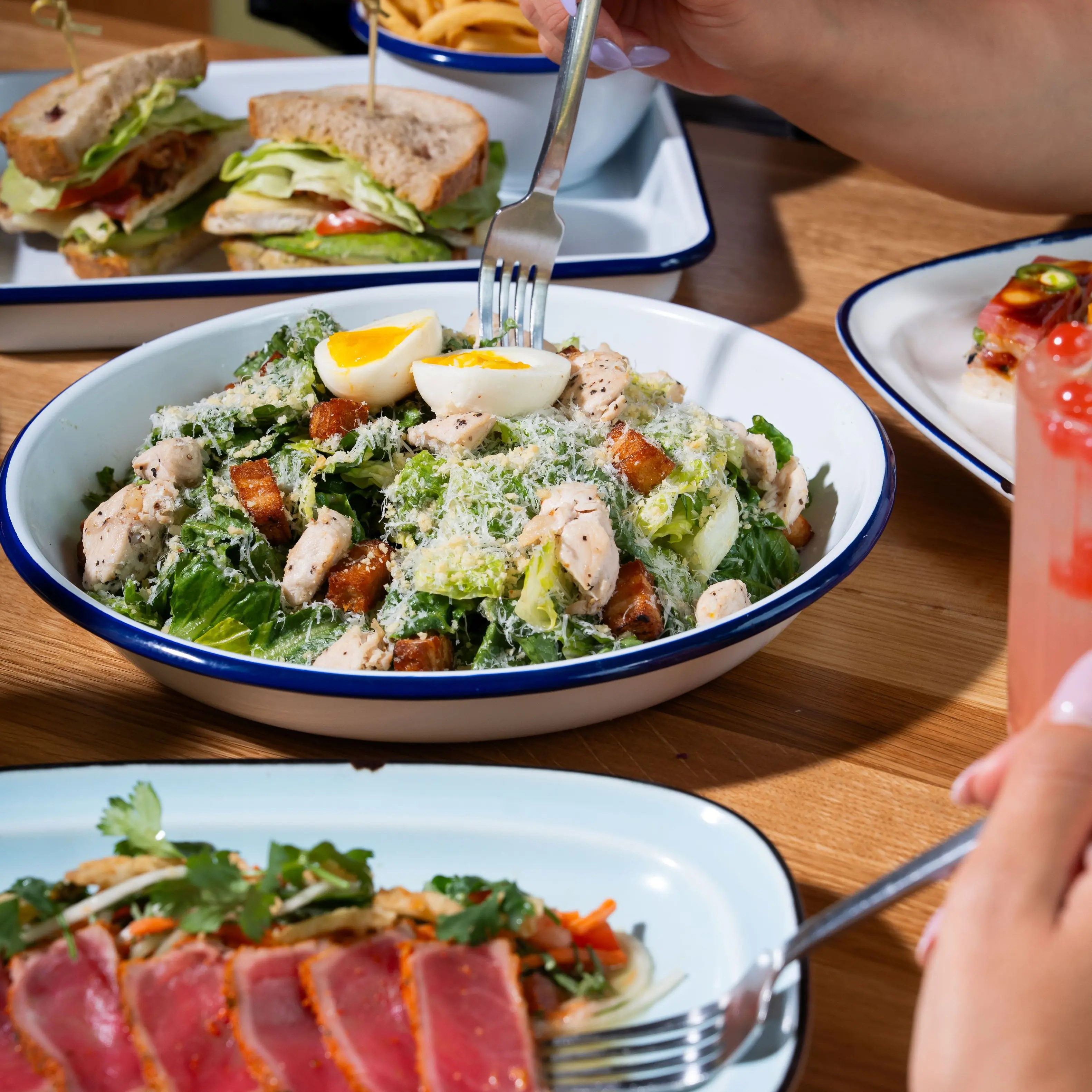 050625-Central_-268_96D745A4-7486-49A4-8EC1C6CB394A6383_881c7942-d92d-41ad-b900ebd1fac34540