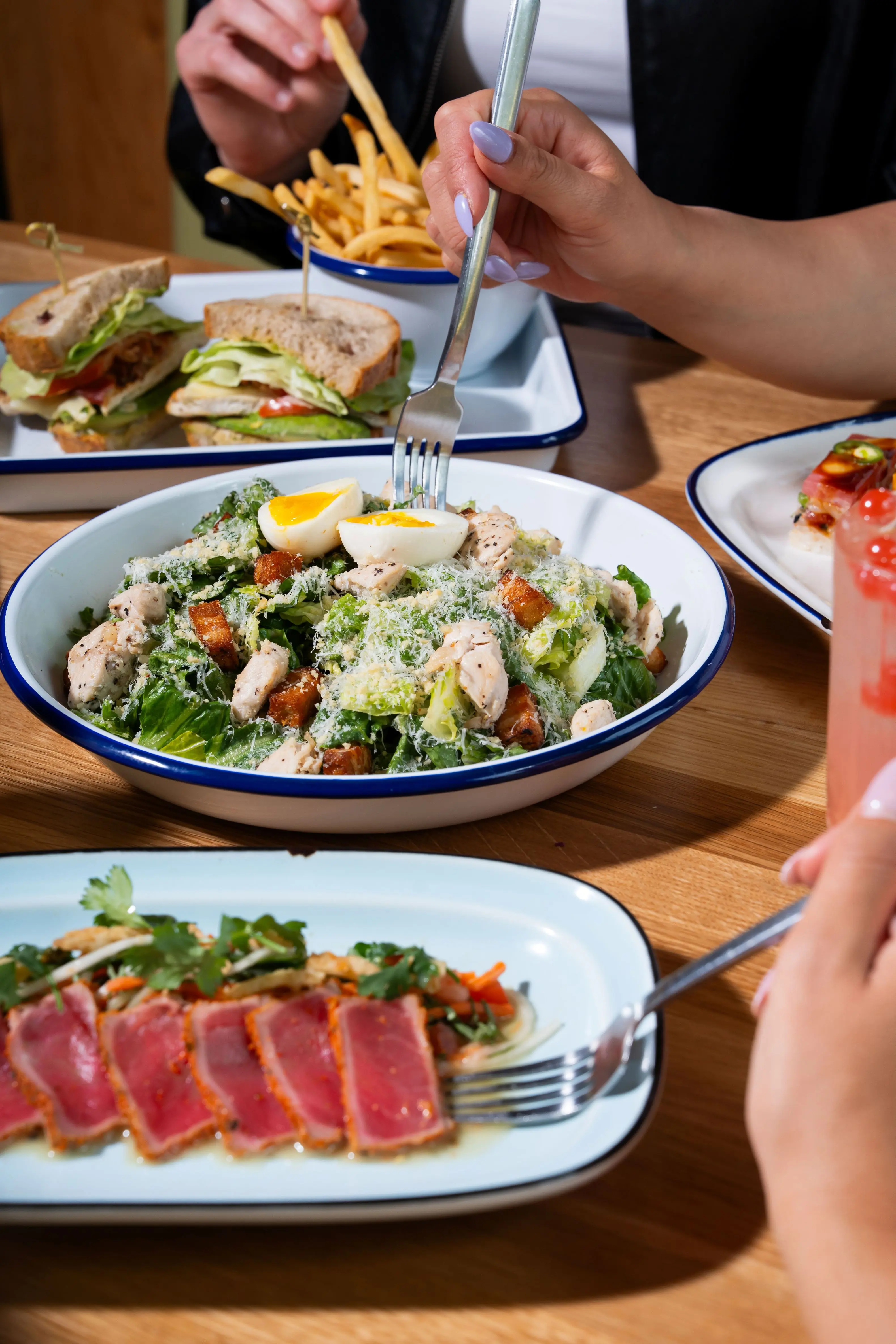 050625-Central_-268_96D745A4-7486-49A4-8EC1C6CB394A6383_881c7942-d92d-41ad-b900ebd1fac34540