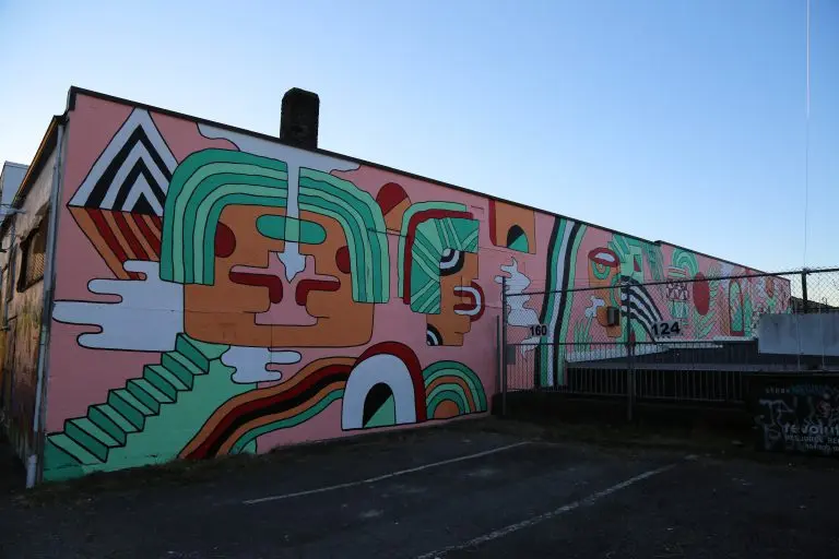 Mural by Ali Bruce, @alitbruce