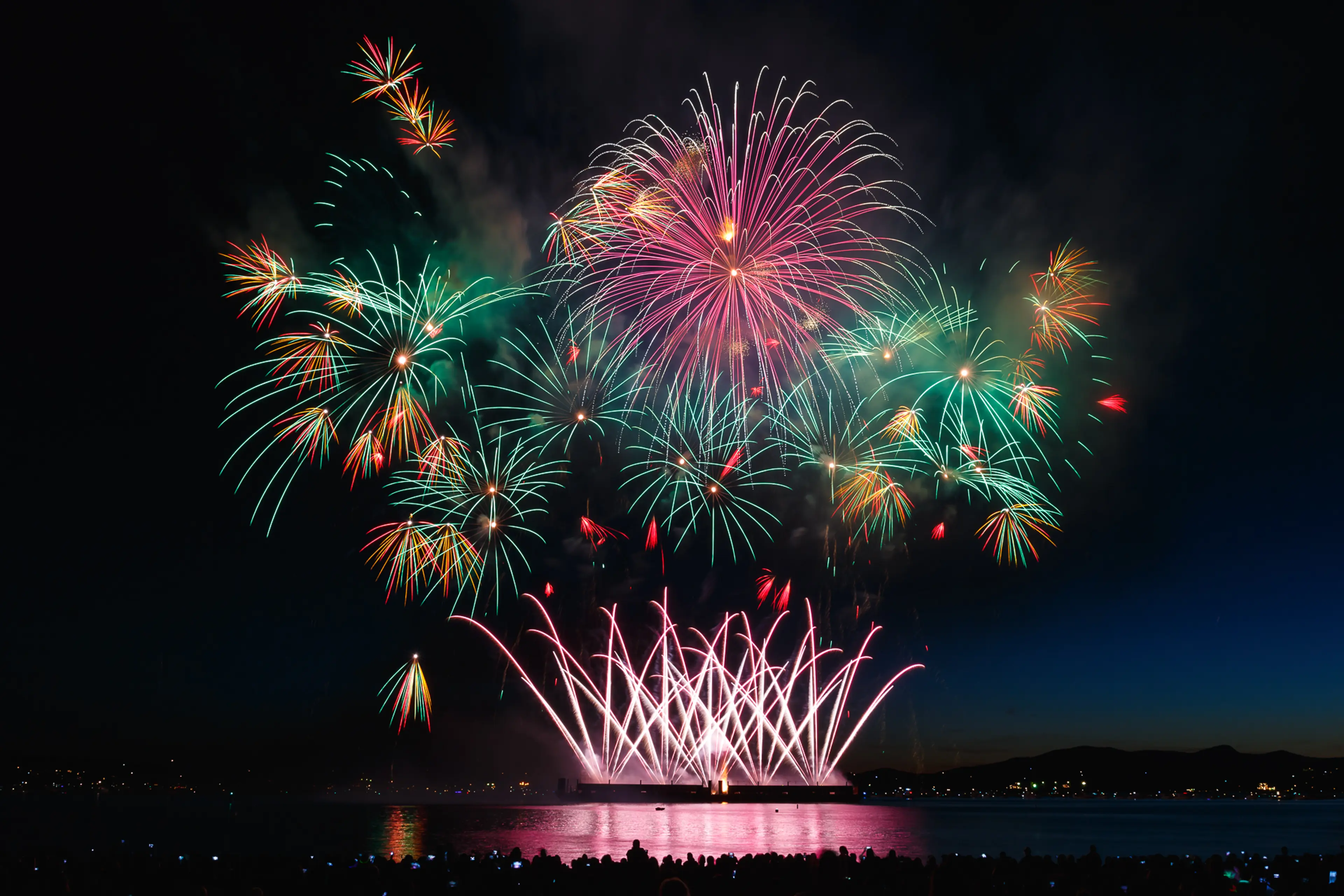 Hit the Beach for the Honda Celebration of Light’s Fireworks Competition in English Bay