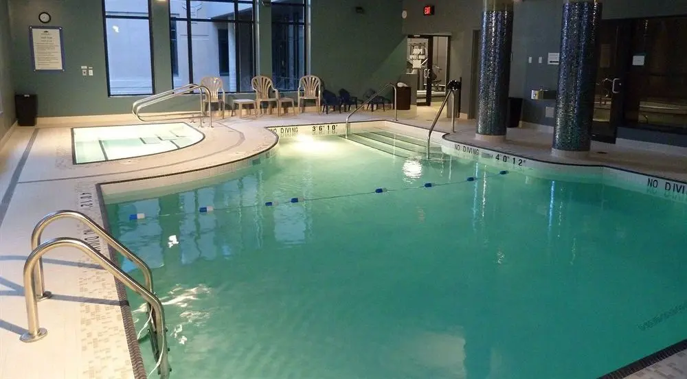 Vancouver indoor pool hotel