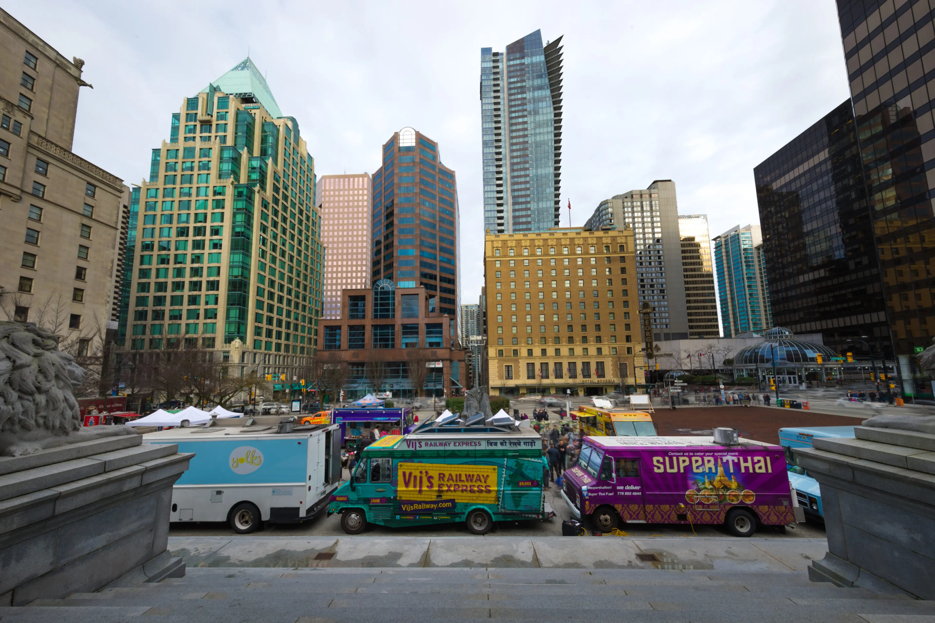 Enjoy Delicious Eats from Vancouver Food Trucks