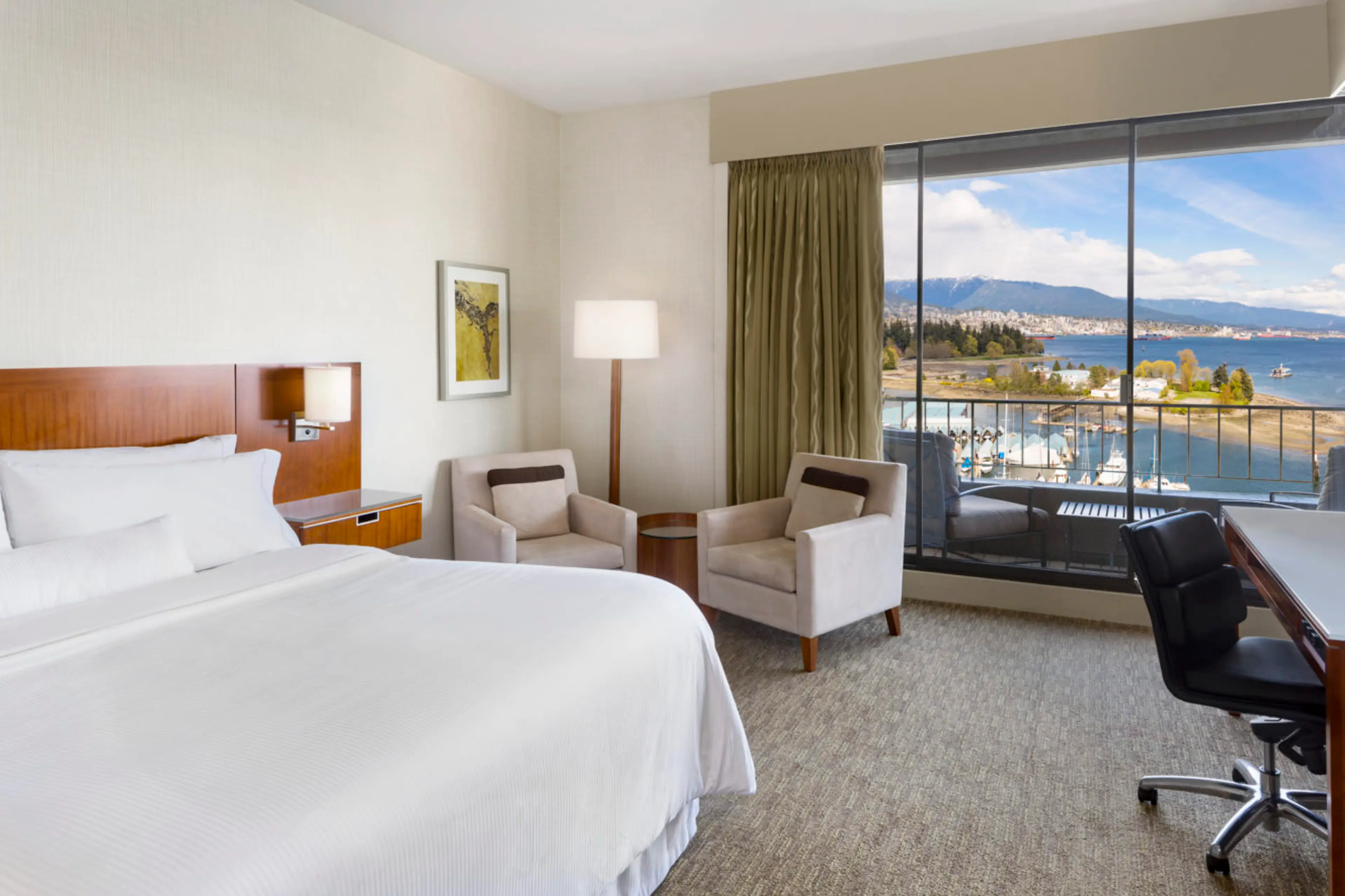 [CLOSED] Win a Festive Overnight Hotel Stay at The Westin Bayshore, Vancouver PLUS Tickets to the Vancouver Christmas Market
