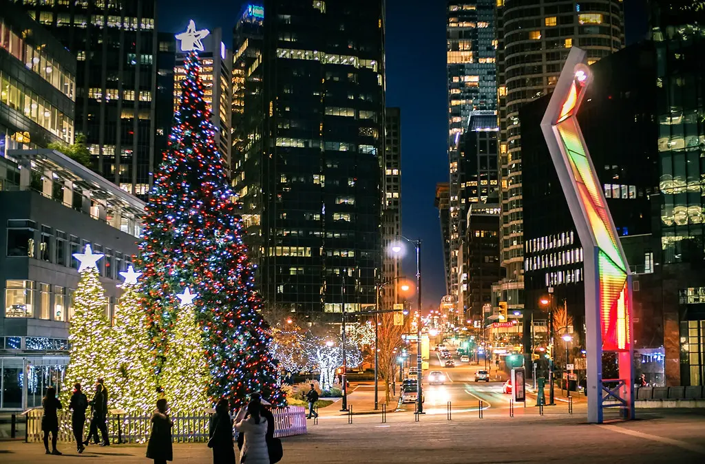 Vancouver Christmas Tree Lighting Celebration Lights Up Downtown
