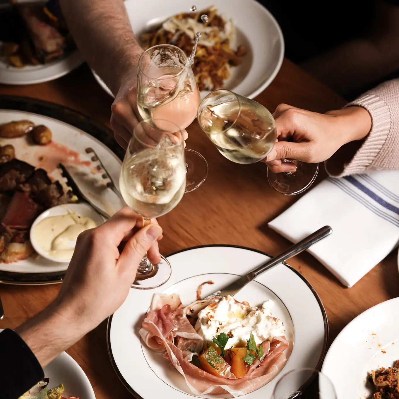 DSC07112_dineout3_D4964BB3-2BDC-4946-9D7F866D5F9D87EB_fd776893-a8ea-4c46-b3ef9efbe2d6a3ac