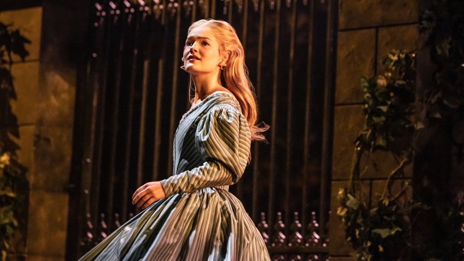 w-1536h-864-38e8a2-11