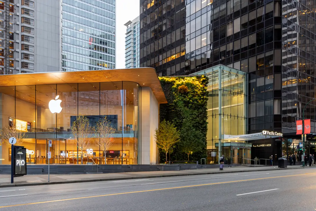 CF Pacific Centre - West Georgia Entrance