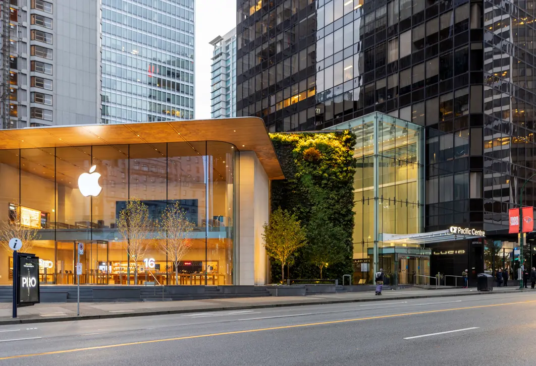 CF Pacific Centre - West Georgia Entrance