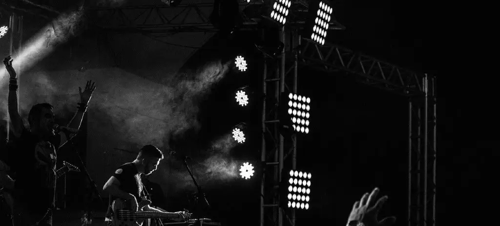 ticketmaster-rZ7HnEZ1AfvOjV-1