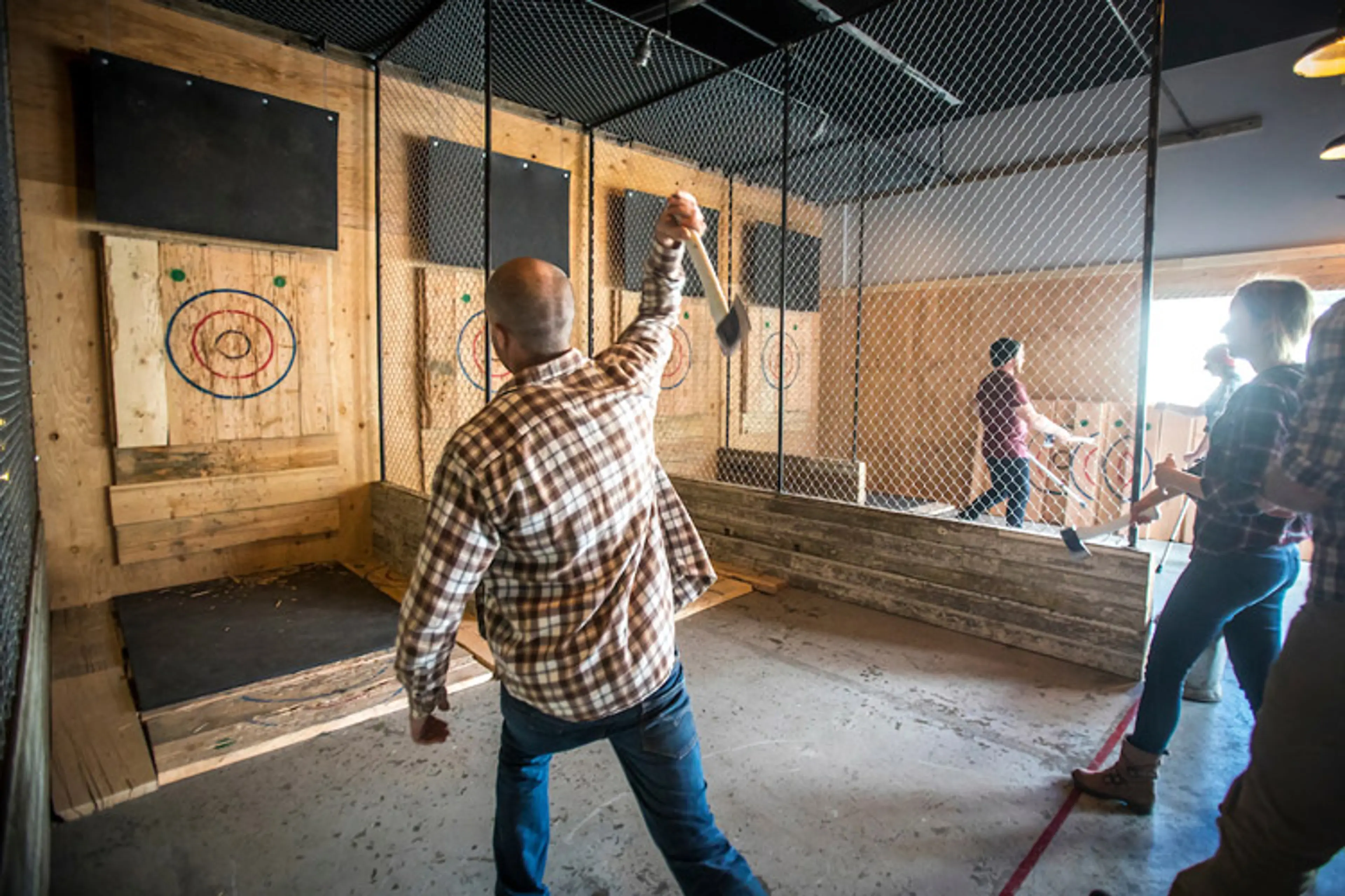Where to Go Axe Throwing Around Vancouver