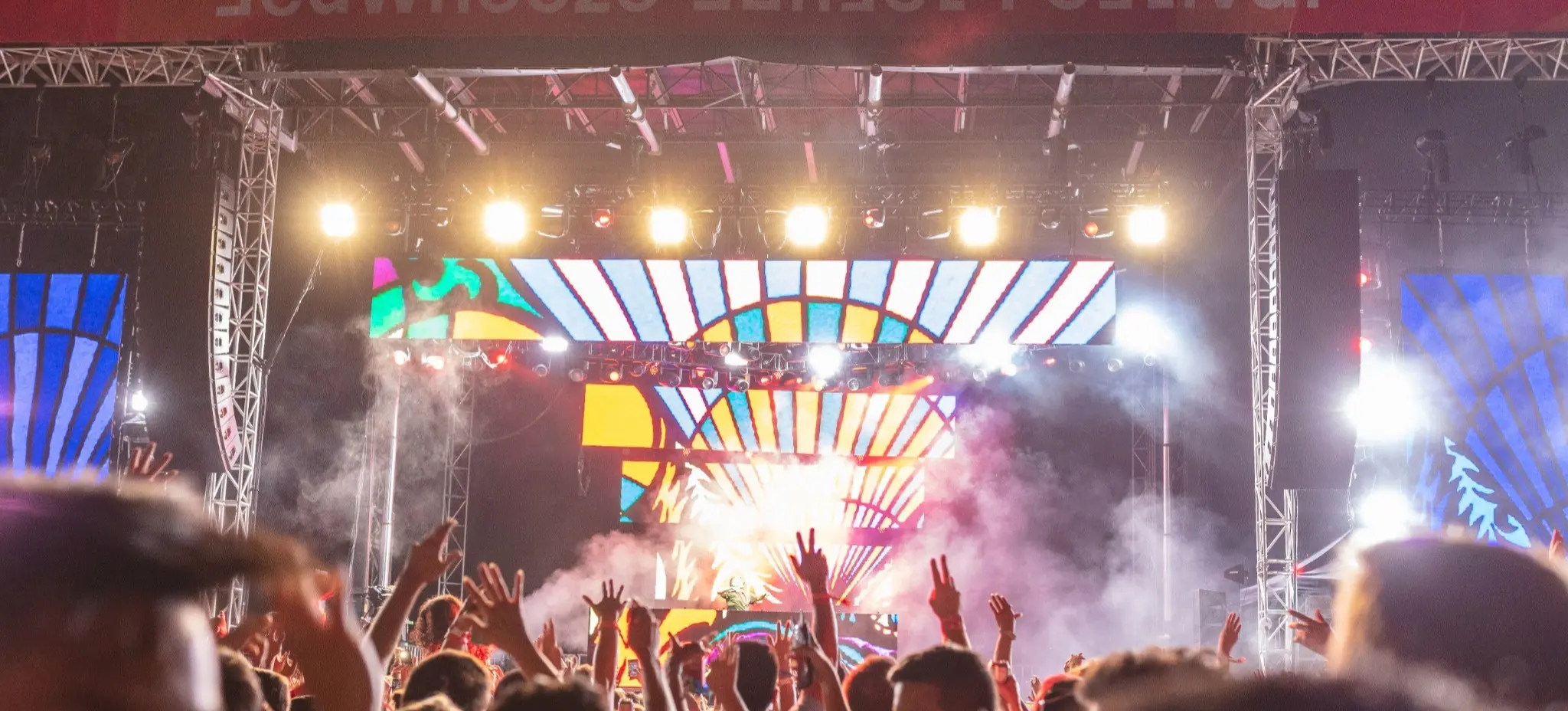 w-2048h-1152-8a0f4a-lululemon-marathon