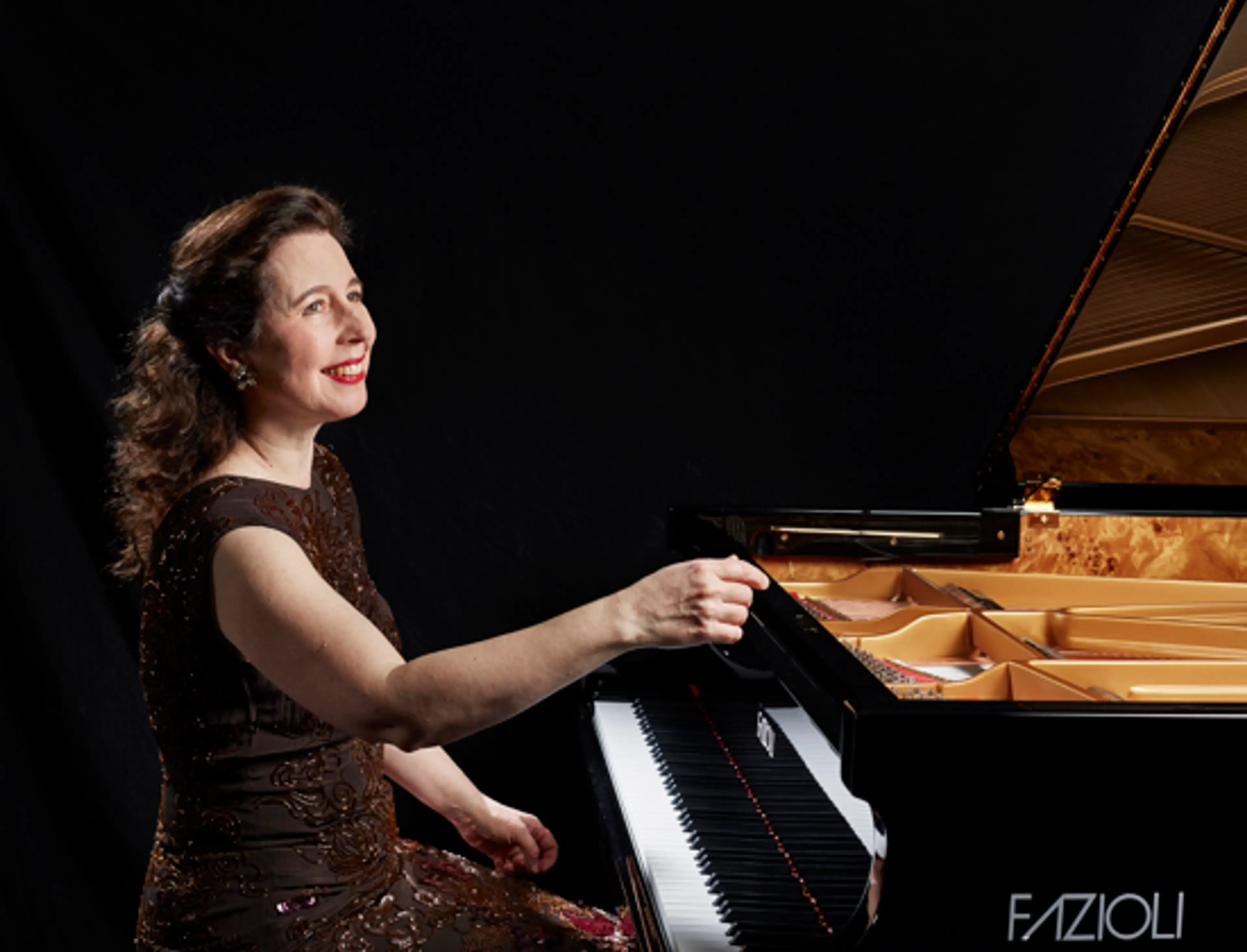 Grammy Award-Winning Angela Hewitt to Perform at Vancouver’s Chan Centre (with review)