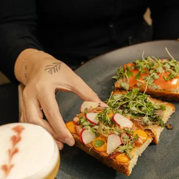 vivace_2BA6A7C5-96B9-1572-F6786BE36DCB605E-2ba6a67992435e8_2ba6b531-f9d7-0608-6bf5ea98933152fa