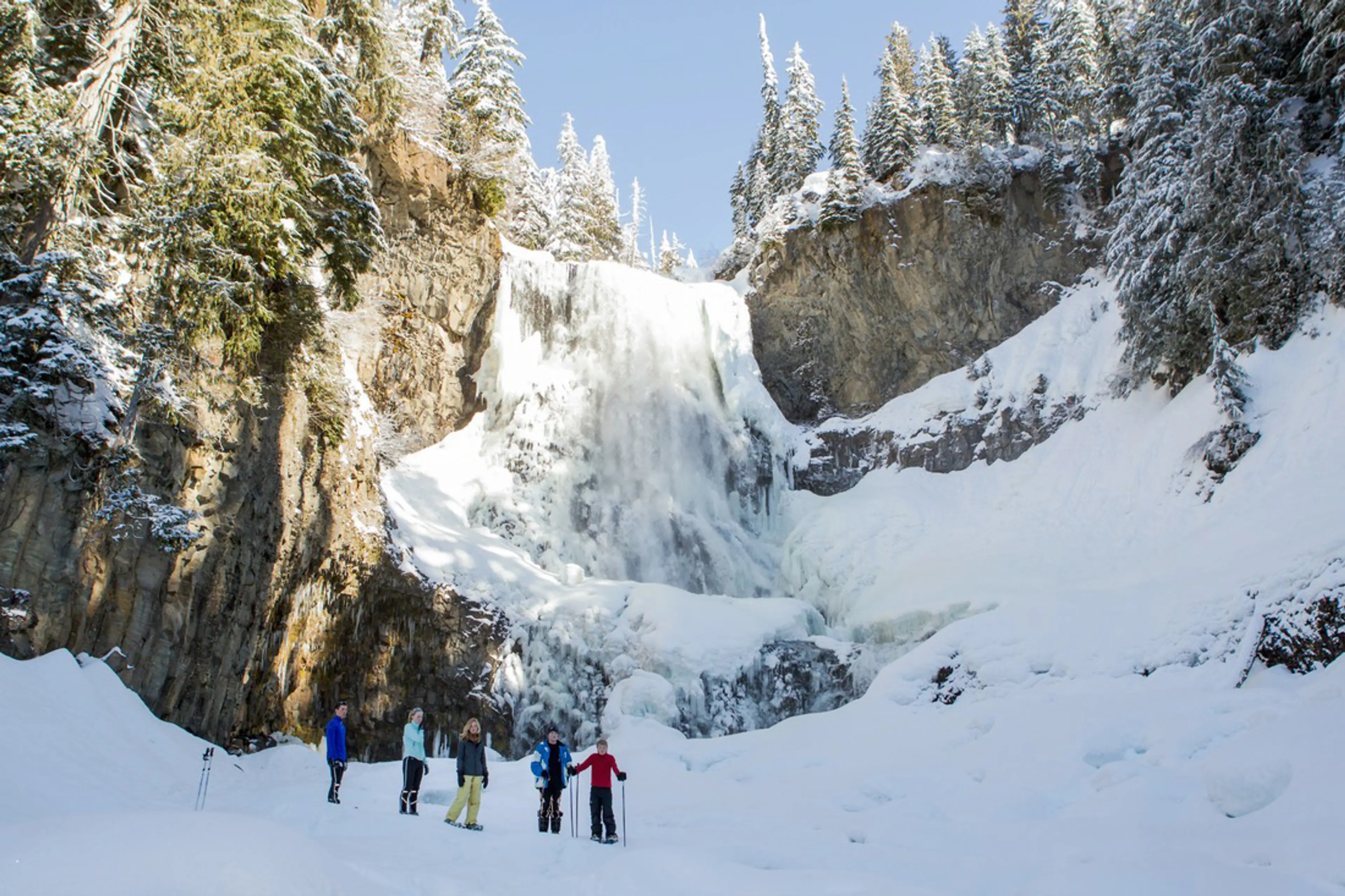 Gorgeous Frozen Waterfalls Near Vancouver You Can Hike or Snowshoe to In Winter