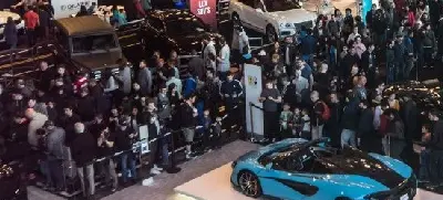 Autoshowfloor