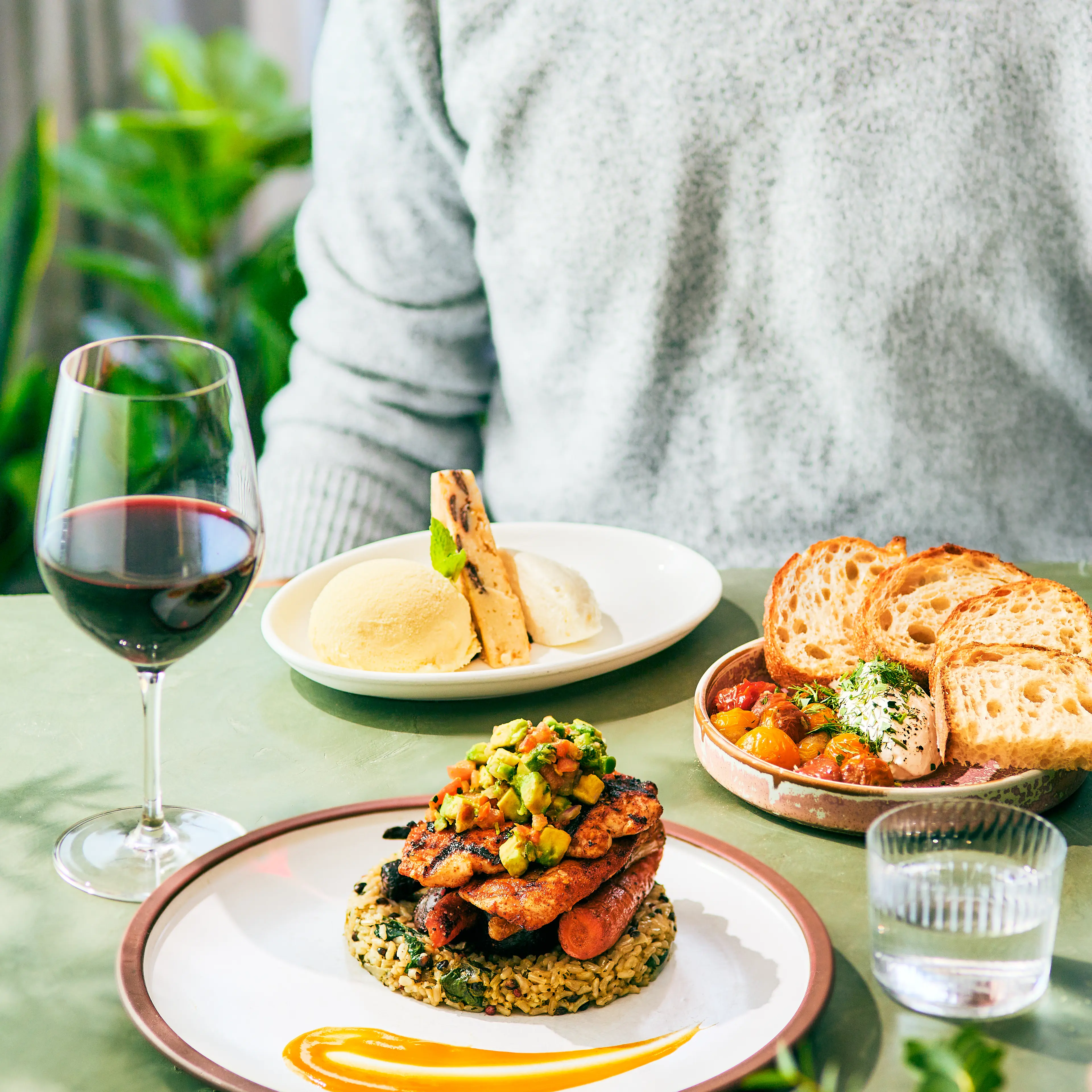 Dine-out-Group-shot_Dry-Jan_001-25_C631D3F2-6517-44B0-86D938EA1373C27D_51b70a71-8ac9-475c-82ba87dc23ac0609