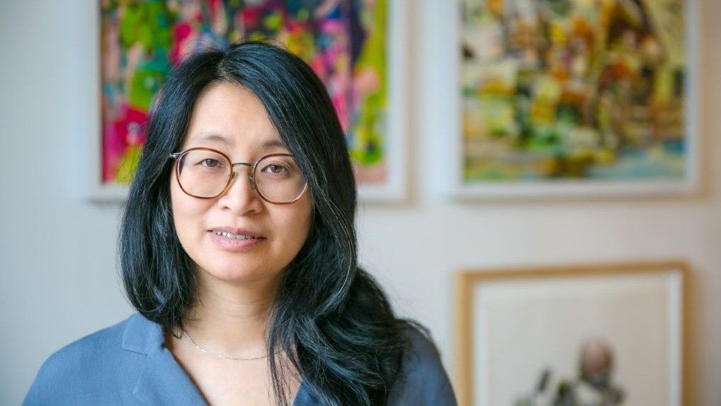 w-1020h-573-d5f4bd-chrissy-headshots-225-web