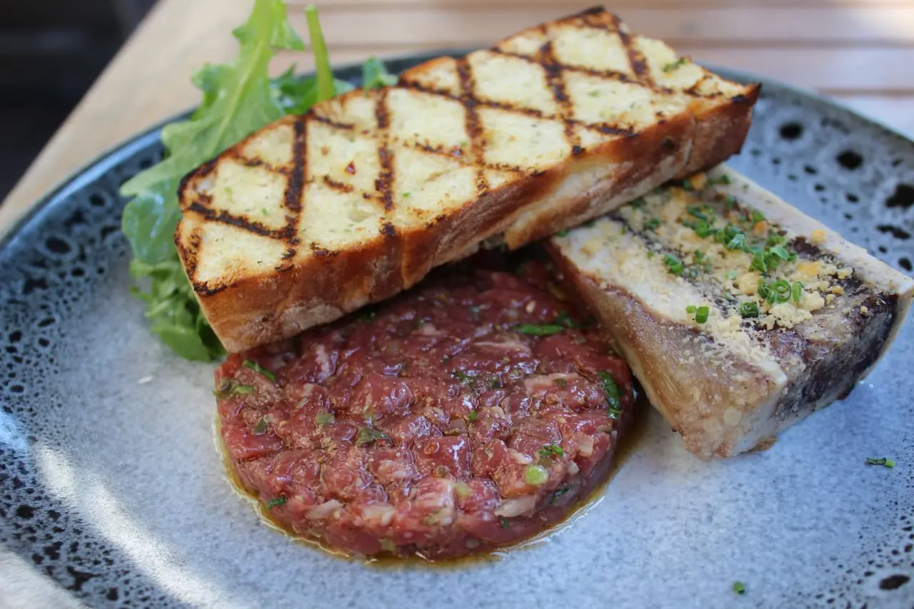Bone marrow and beef tartare