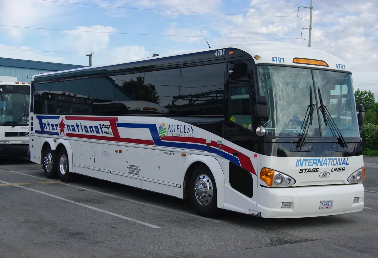 47 Passenger Luxury Motor Coach