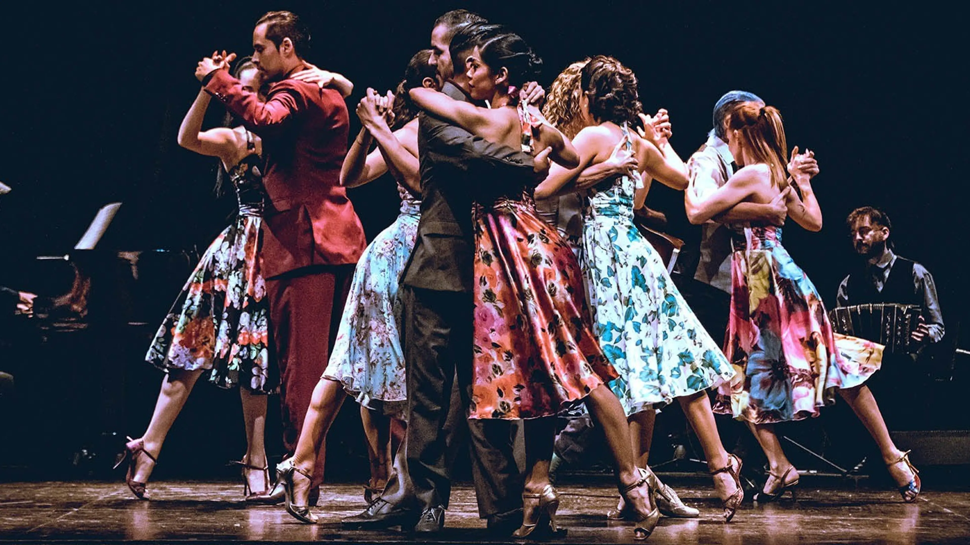 1920x800-040-Social-Tango-Project-Photo-Paola-Evelina