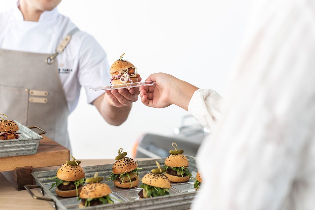 BDP5496_9395EF47-E43D-2C09-53B4361DE22B6435-9395ee4203d03d8_9395f717-e26c-9436-0126d98d67429c31