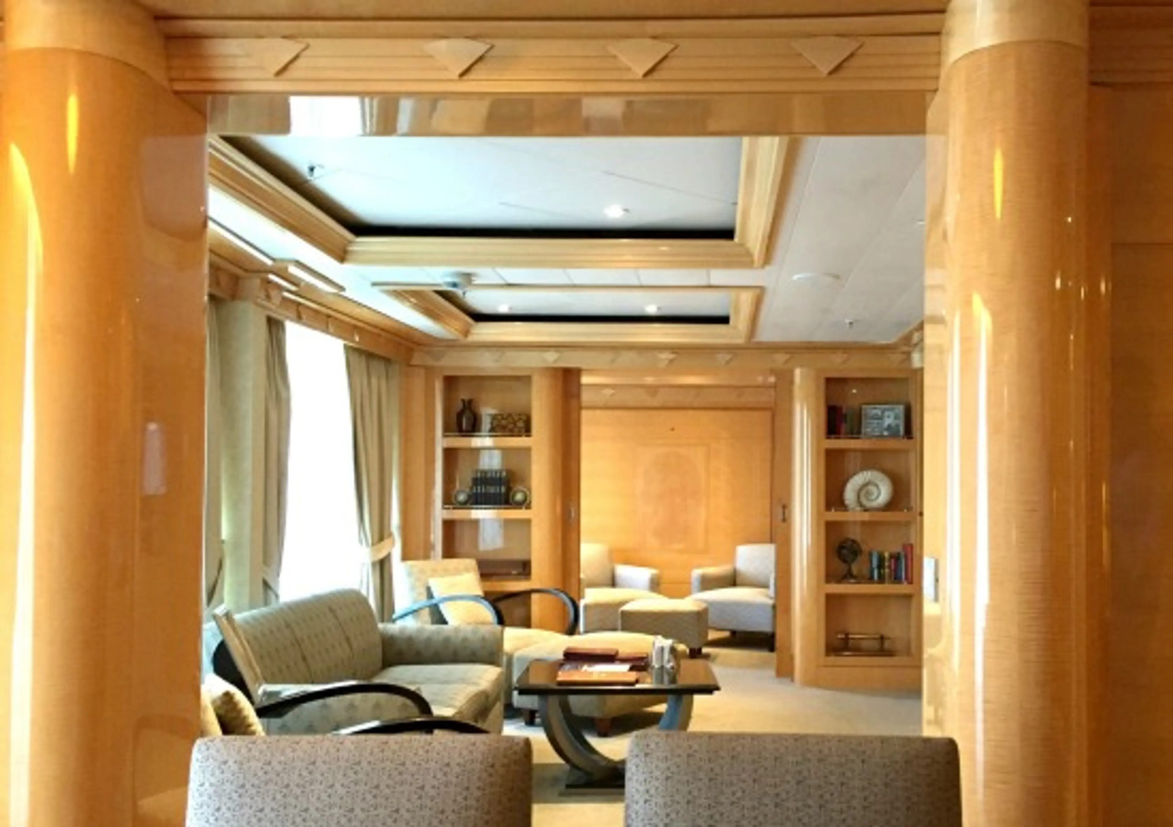 DW Walt Suite 2