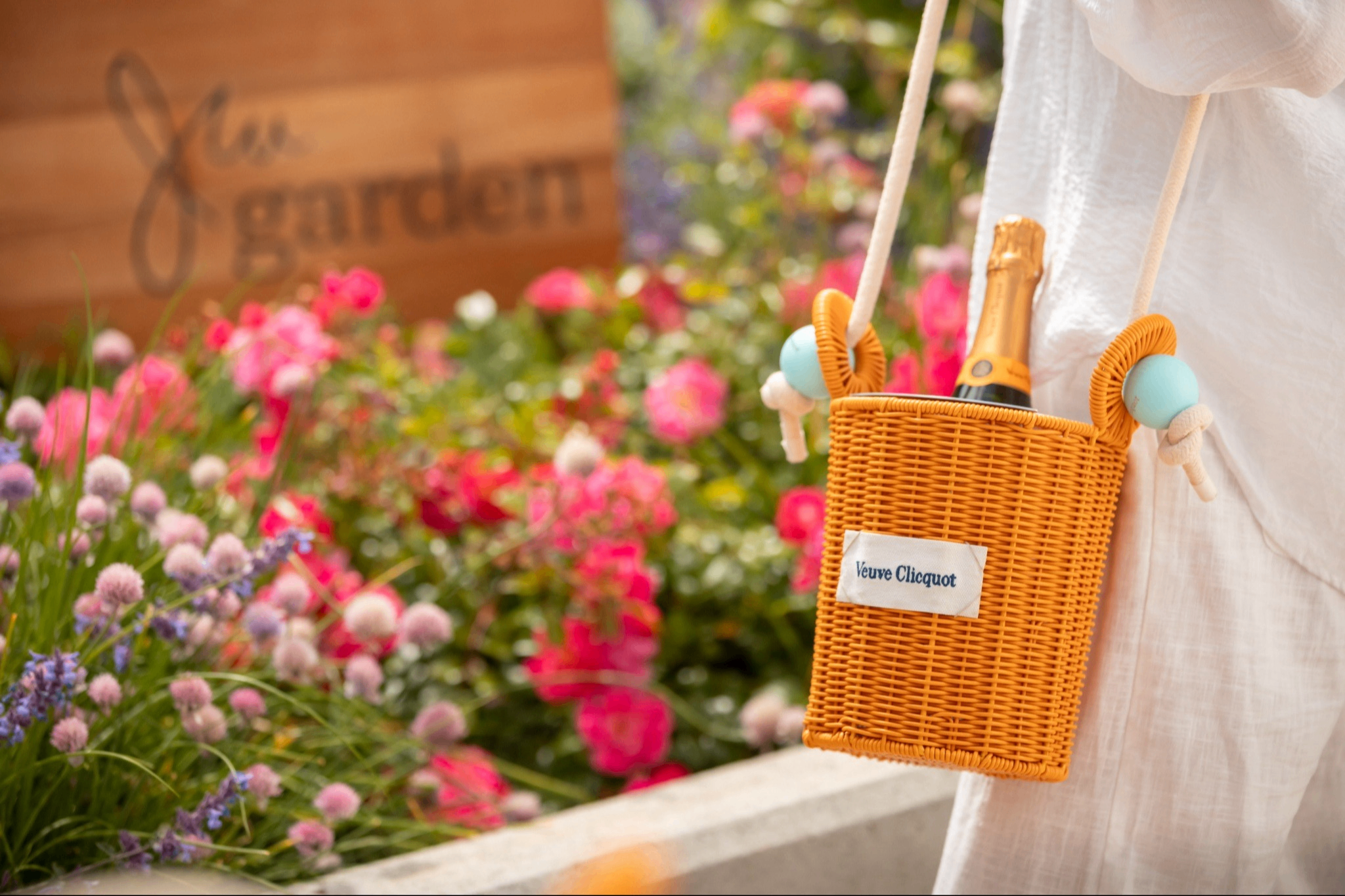 Le Picnic by Veuve Clicquot in the JW Garden | Destination Vancouver