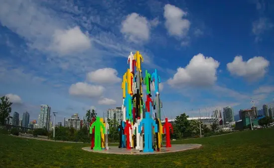 "Human Structures" | Photo: Arlene Gee (Flickr)