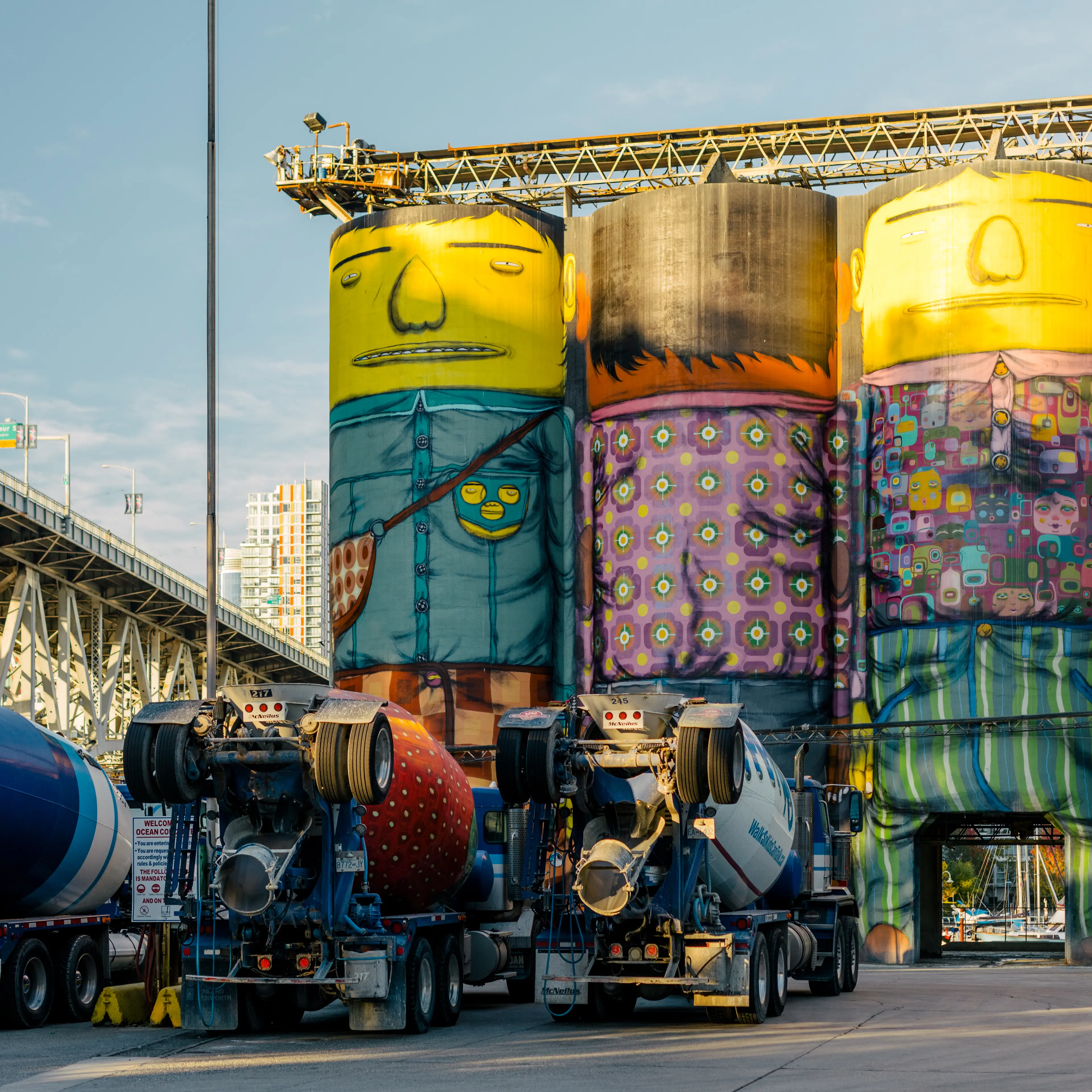 "Giants" Silos
