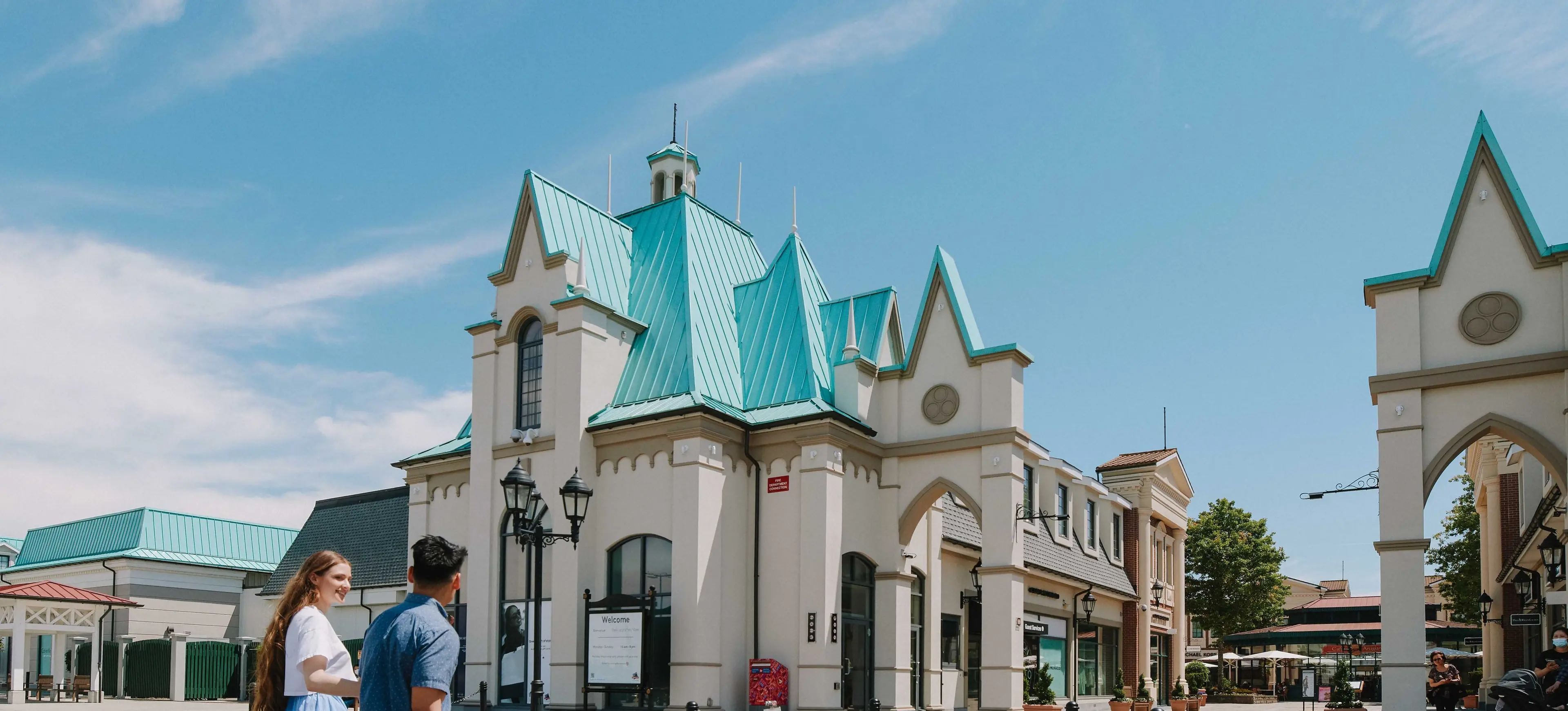 McArthurGlen Main Entrance