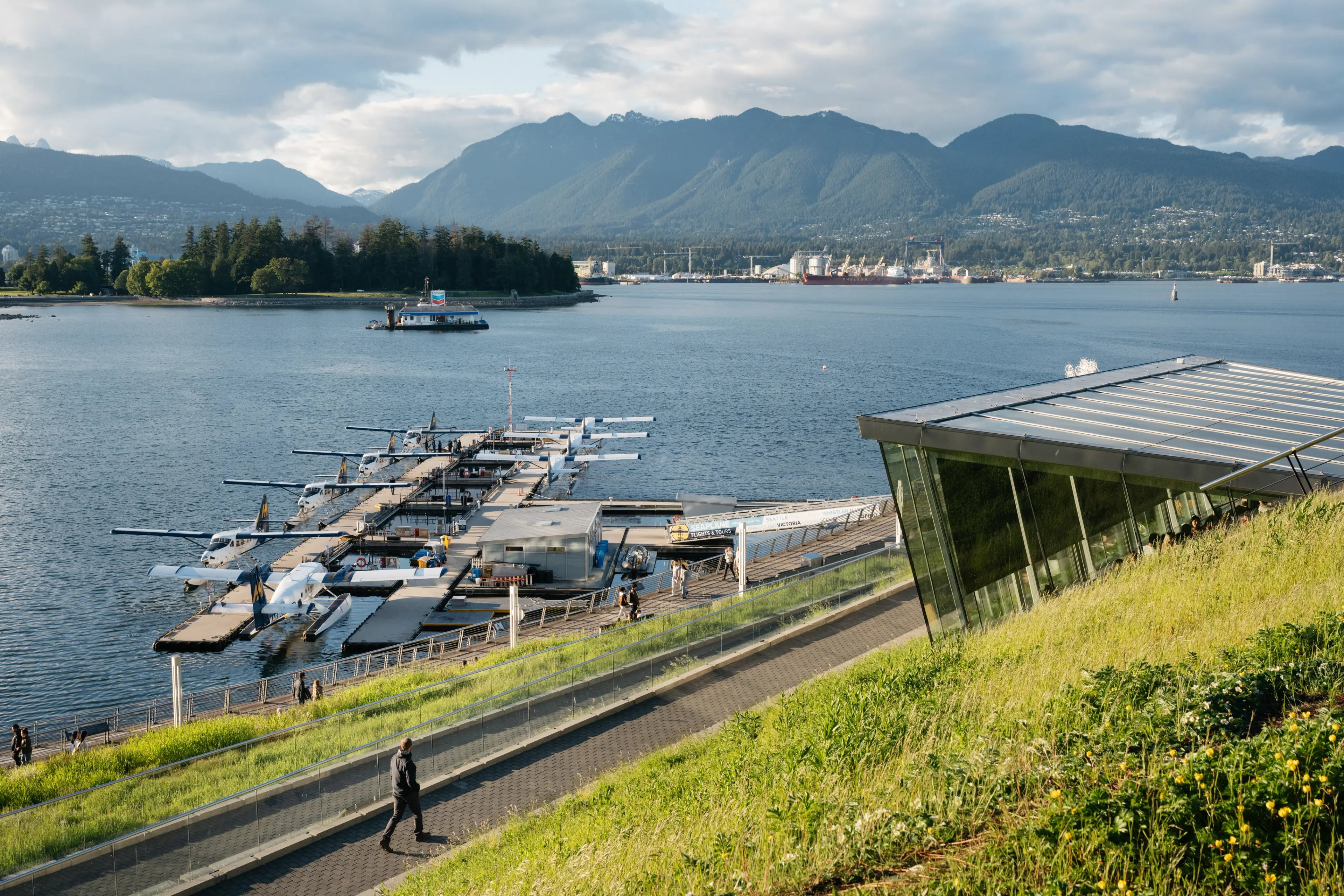 View of Coal Harbour in Vancouver.