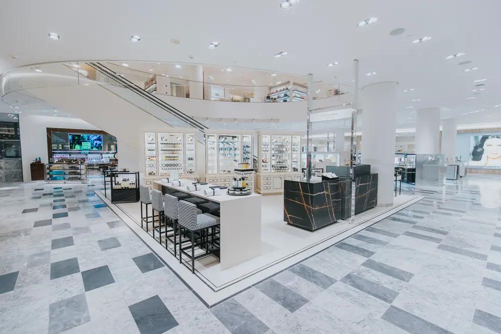 Holt Renfrew Beauty Hall