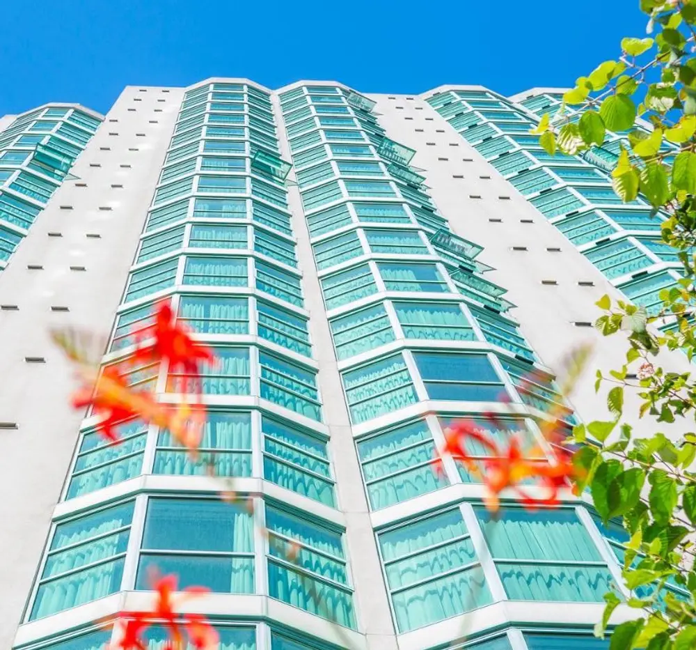 Rosedale on Robson