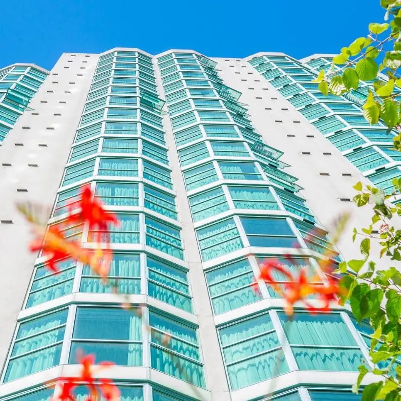 Rosedale on Robson