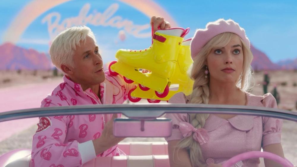 w-1818h-1023-b2b6fb-barbie_ken_car-retina