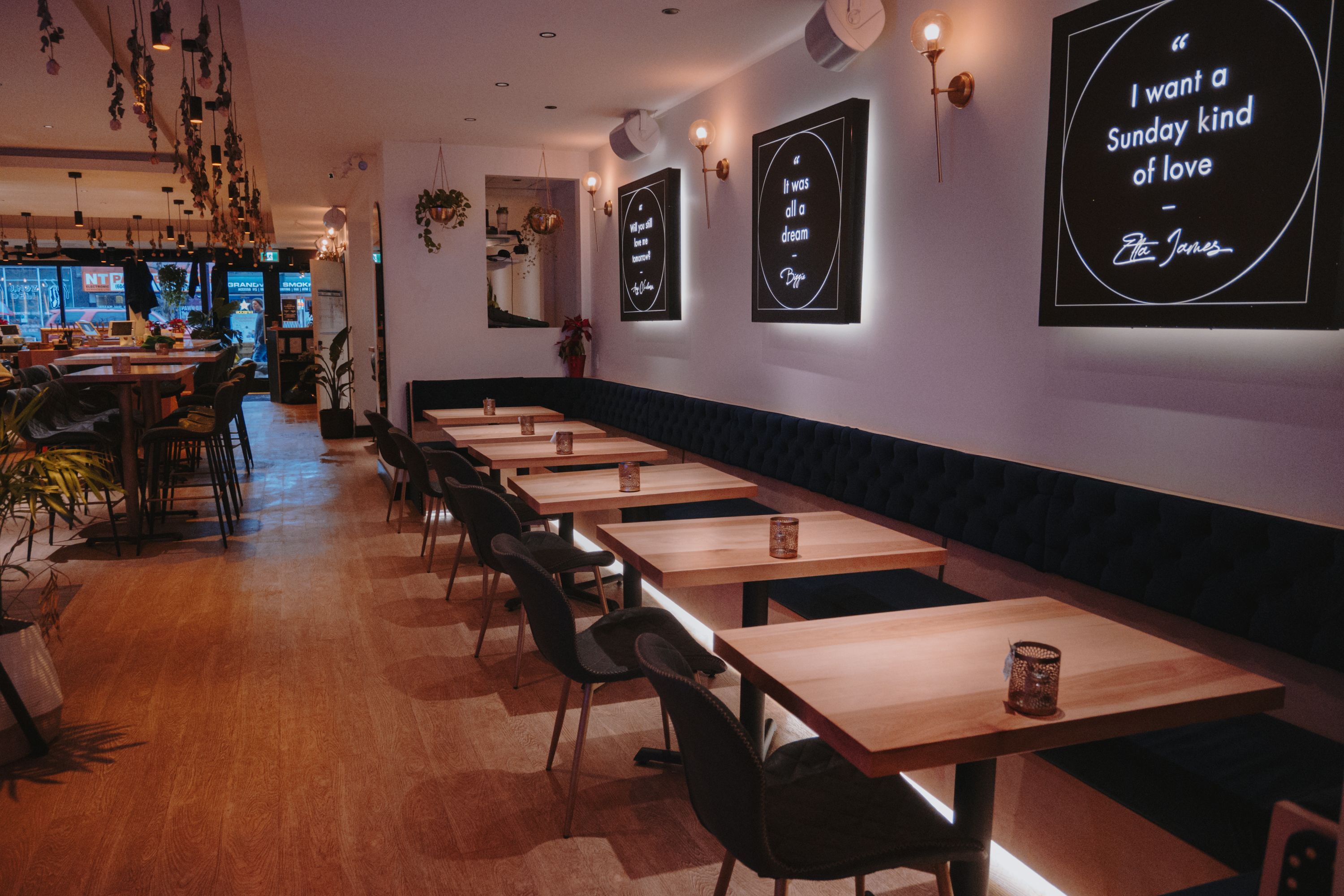 Osita - Accessible Seating