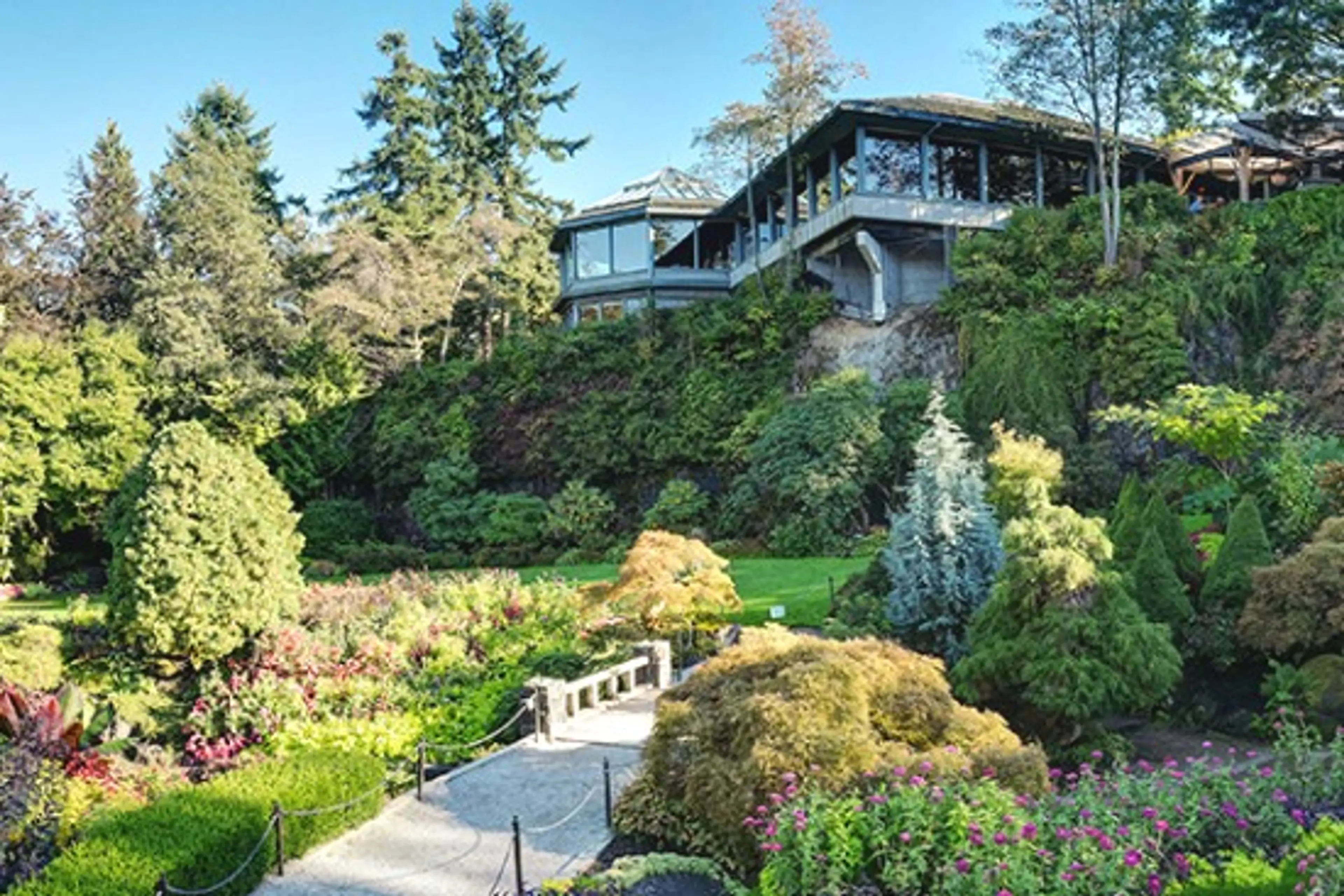 Seasons in the Park Restaurant | Photo: Seasons in the Park