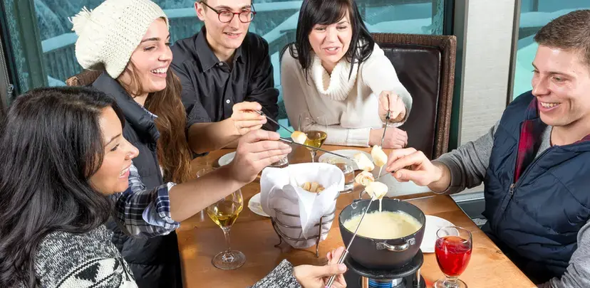 Snowshoe Fondue tours