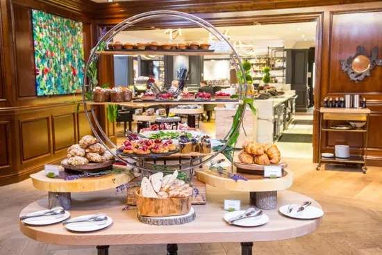 Where to Go for Easter Brunch Buffet in Vancouver