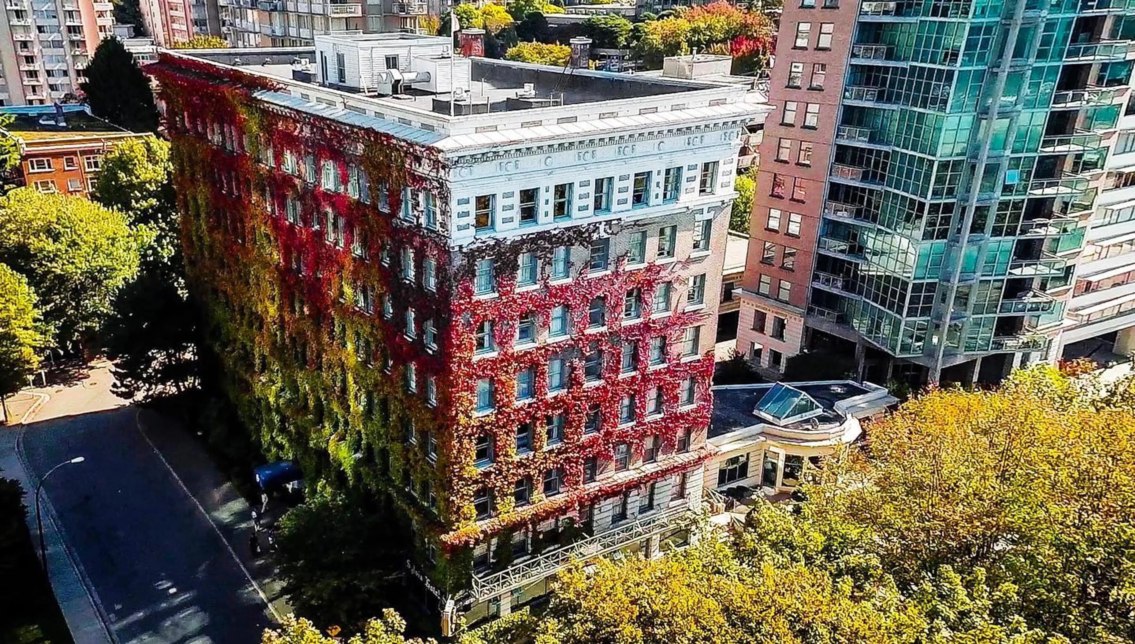 The SYlvia HOtel in the West End of Vancouver. Perfect for a staycation.